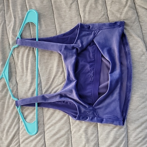 Athleta XS Velvet Cut Out Crop - Picture 2 of 2